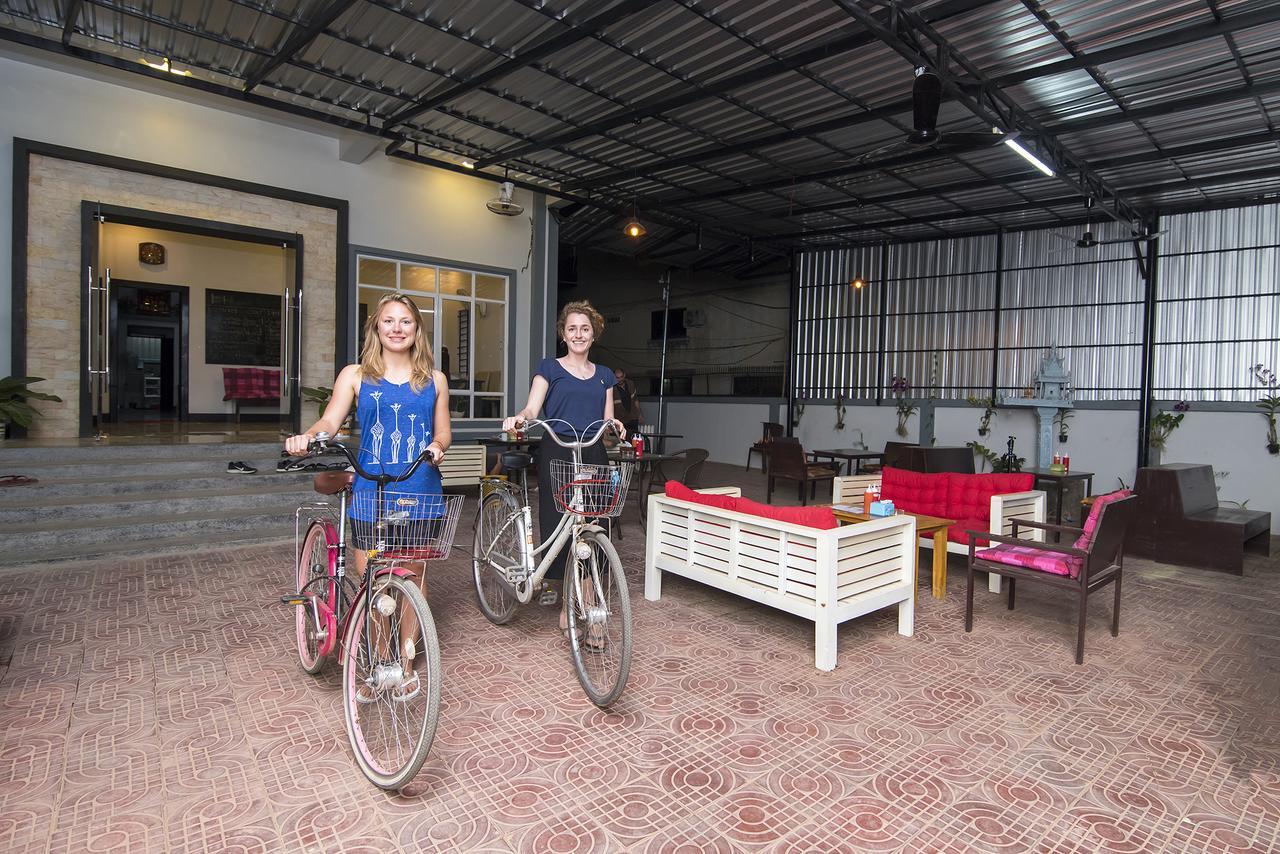 Agogo Hostel Siem Reap Exteriér fotografie
